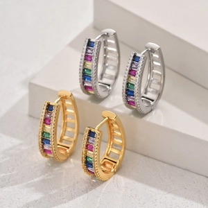 Boucles d'Oreilles Créoles Géométriques en Cuivre Zircon Arc-en-Ciel Femme Strass Scintillants Huggie Bijoux Mode Fête