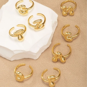 Anello Aperto a Lettera a Bolla in Rame Minimalista Vintage per Donna Anello a Dito con Iniziale Regolabile in Stile Palloncino