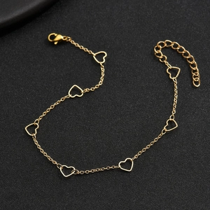 Eleganter Gold-Fußkettchen mit Herzanhängern, Karabinerverschluss und verstellbarer Gliederkette