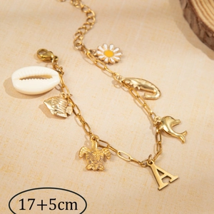 Gouden oceaan armband met schildpad, dolfijn en schelp hangers 17+5cm lengte