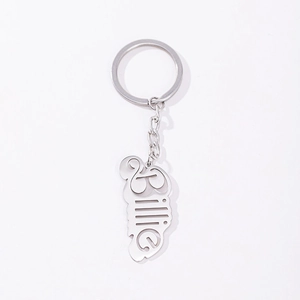 Porte-clés Prénom Billie en Acier Inoxydable Minimaliste Pendentif Lettre Personnalisé Anneau de Clé Accessoire de Mode Poli