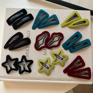 Vintage Velvet Geometric Hair Clips For Women Elegant Star Triangle Square Wave Snap BB Clips Fashion Hair Accessories