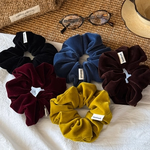 Chouchous en Velours Vintage pour Femmes Fait Main Grands Chouchous Couleur Unie Automne Hiver Accessoires Cheveux Élégants pour Queue de Cheval