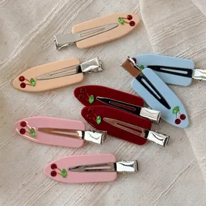 Fermagli per capelli a ciliegia in acetato con strass in vari colori pastello