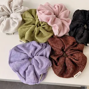 Set di 6 elastici scrunchies in maglia scintillante beige, verde, rosa, nero e viola