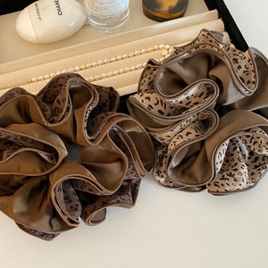 Vintage Leopard Print Large Satin Scrunchies For Women High Elasticity Oversized Hair Bands Fashion Hair Ties Accessories