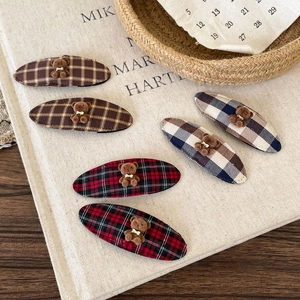 Checkered Fabric Hair Clips Cute Flocked Bear Plaid BB Clips Side Barrettes Bangs Clips For Women Girls Hair Accessories