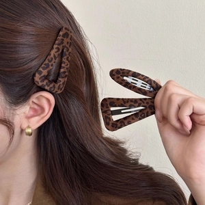 Vintage Leopard Print Hair Clips Geometric Flocking Fabric Snap BB Clips For Women Maillard Style Autumn Winter Hair Accessories