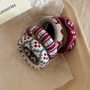 Set of 4 high-elasticity knitted hair ties in vintage plaid patterns for ponytails