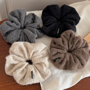 Chouchous en Laine Peluche pour Femmes Grands Élastiques à Cheveux Fait à la Main Couleur Unie Accessoires de Cheveux Automne Hiver