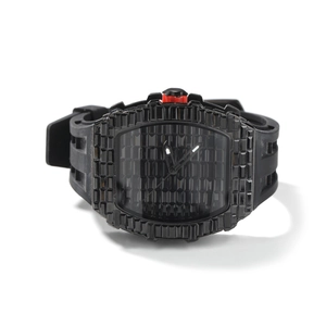 Hip hop style men's luxury wristwatch with iced out black tonneau case and rubber strap