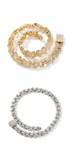 Makroansicht der 14mm Iced-Out Hip-Hop-Halskette mit Unendlichkeit-Gliedern und Zirkonia