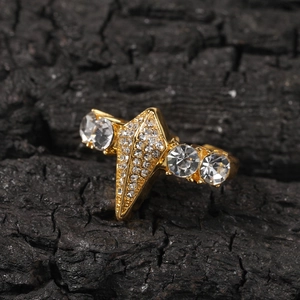 Hip-Hop-Panther-Ring aus Goldlegierung mit Eiskristallen und großen runden Zirkonia