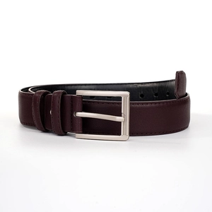 Ceinture business classique marron foncé pour homme avec boucle carrée argentée à ardillon
