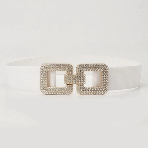 Ceinture élastique blanche pour femme avec boucle dorée ornée de strass brillants