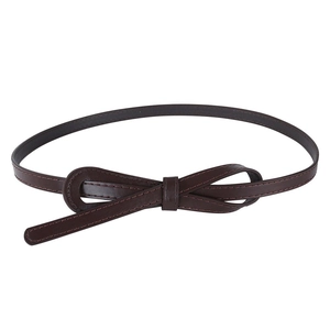 Ceinture fine marron foncé pour femme avec nœud élégant, idéale pour robes et pulls