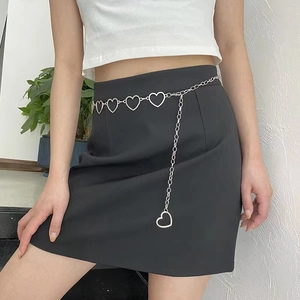 Women's Heart Shaped Metal Chain Belt Sweet Hollow Heart Link Waist Chain For Dresses Adjustable Alloy Decorative Belt Jewelry