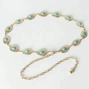 Chaîne de taille bohème dorée avec pendentifs ovales turquoise et maillon ajustable