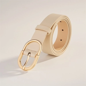 Ceinture fine en cuir beige pour femme avec boucle ovale dorée pour jeans et robes élégantes