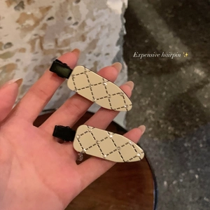Vintage Luxury Quilted Hair Clips For Women Creamy Yellow Black Seamless Side Bangs Clip Rhinestone Hair Accessories