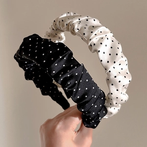 Serre-Tête à Pois Plissé en Tissu Satiné Cerceau à Cheveux High Top Simple Accessoires Cheveux pour Femmes Quotidien