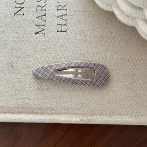 Classic blue and brown checkered fabric BB hair clip in a teardrop design for women