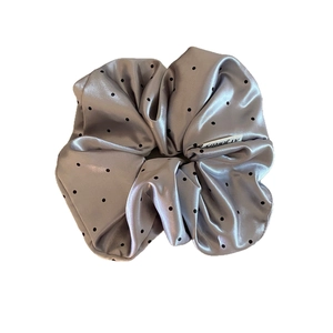 French vintage style glossy silver satin scrunchie with black polka dots for women
