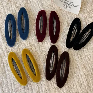 Elegant velvet hair clips set for women with minimalist oval design in 5 chic colors