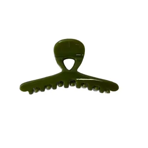 Pince à cheveux élégante en résine vert olive brillant avec design croisé épuré