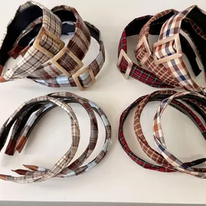 Vintage British Style Plaid Fabric Headband For Women Retro Square Buckle Non-Slip Preppy Style Fashion Hair Accessories