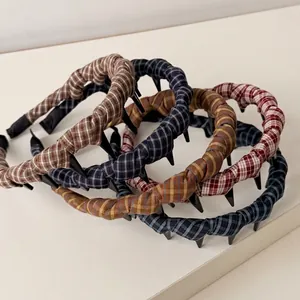 Cerchietti a quadretti antiscivolo con denti interni per volume in vari colori assortiti