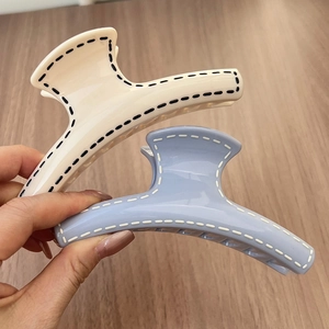 Large French Retro Hair Claw Clip For Women Elegant Handmade Stitching Design Resin Shark Clip Hair Accessories For Daily