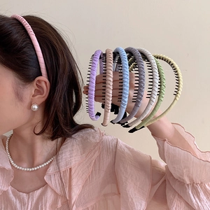 Colorful pleated headband with non-slip teeth combs in soft pastel fabric colors