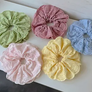 Sweet Eyelet Embroidery Fabric Scrunchie Large Hair Tie Korean Style Scalloped Edge Macaron Ponytail Holder Accessory
