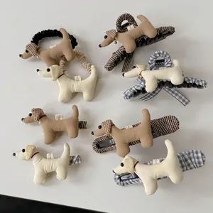 Mignonne Pince à Cheveux Chiot en Tissu pour Femmes Style Coréen Grande Pince à Cheveux Beige Café Plaid Forme de Chiot Épingle à Cheveux Accessoires de Cheveux Faits à la Main