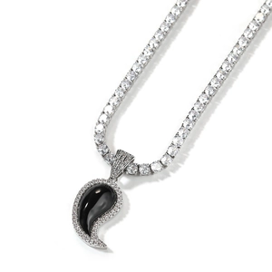 Collier chaîne tennis hip hop avec pendentif paisley en agate noire et zircons