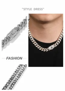 Detailansicht der 12mm Hip-Hop-Panzerkette mit eingelegten Zirkonia-Steinen