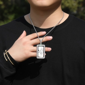 Collier hip hop avec pendentif photo rotatif et cadre argenté serti de strass brillants