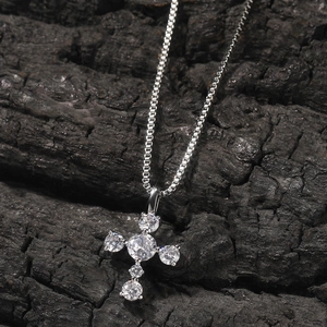 Elegant S925 silver cross pendant with sparkling zircons on a box chain for men and women