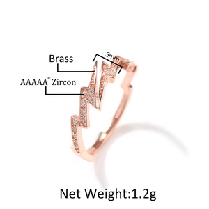 Hip hop style rose gold lightning ring with AAAAA cubic zirconia inlay in copper