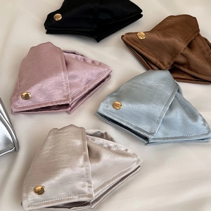 Pinces à cheveux minimalistes en satin de style français en cinq couleurs avec charms