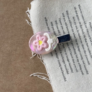 Sweet pink acetate flower hair clip with oval base and cloud accent for women