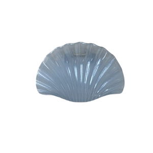 Pince à cheveux nacrée bleu clair en forme de coquillage pour coiffures d'été