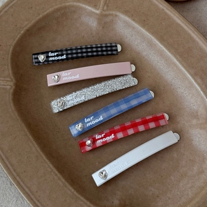 Set of 6 rhinestone heart patterned hair clips with checkered and solid colors for women