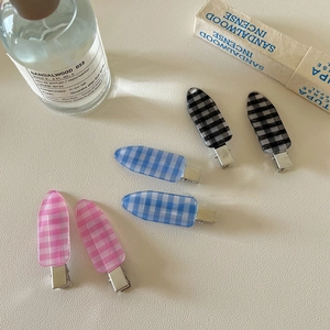 Chic checkered duckbill hair clips set in pink, blue, and black for a sweet Korean style