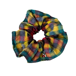 Scrunchie a quadretti colorati con ciondolo in metallo strass per ragazza stile preppy
