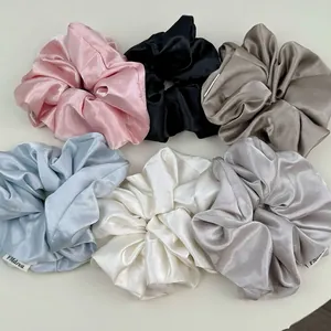 Chouchous en Satin Haute Brillance pour Femmes Grands Élastiques à Cheveux Plissés Couleur Unie Fait Main Accessoires Élégants