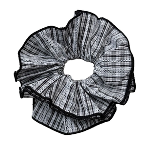 Minimalist black and white checkered oversized scrunchie with delicate white lace trim