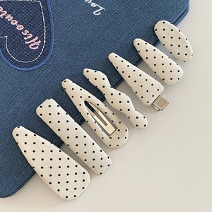Orecchini a Bottone in Stile Coreano con Pois Bianchi e Neri in Tessuto Dolce Fermagli per Capelli in Lega Rivestiti in Tessuto