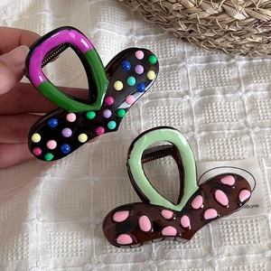 Pinces à cheveux chic dopamine avec pois colorés et motifs de tortue élégants